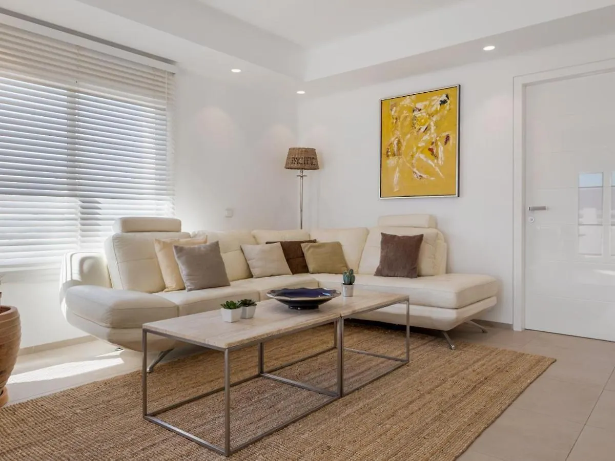 Casa Cadiz 607 Playas Del Duque Apartment Marbella 0*,  Spain